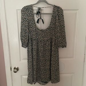American Eagle size medium green floral dress